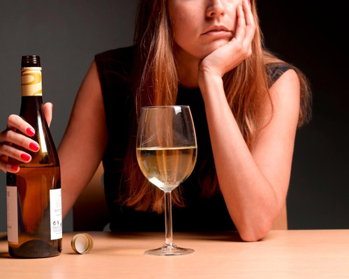 Анонимное лечение женского алкоголизма в Сурске